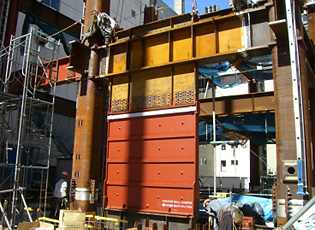 クロスホテル札幌 CFT構造と制震技術の複合